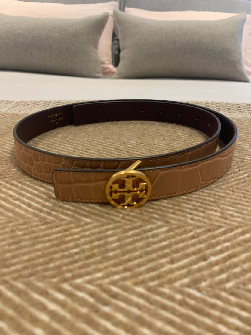 Tory Burch Belt - 1” Embossed Croc Logo Belt - photo 2