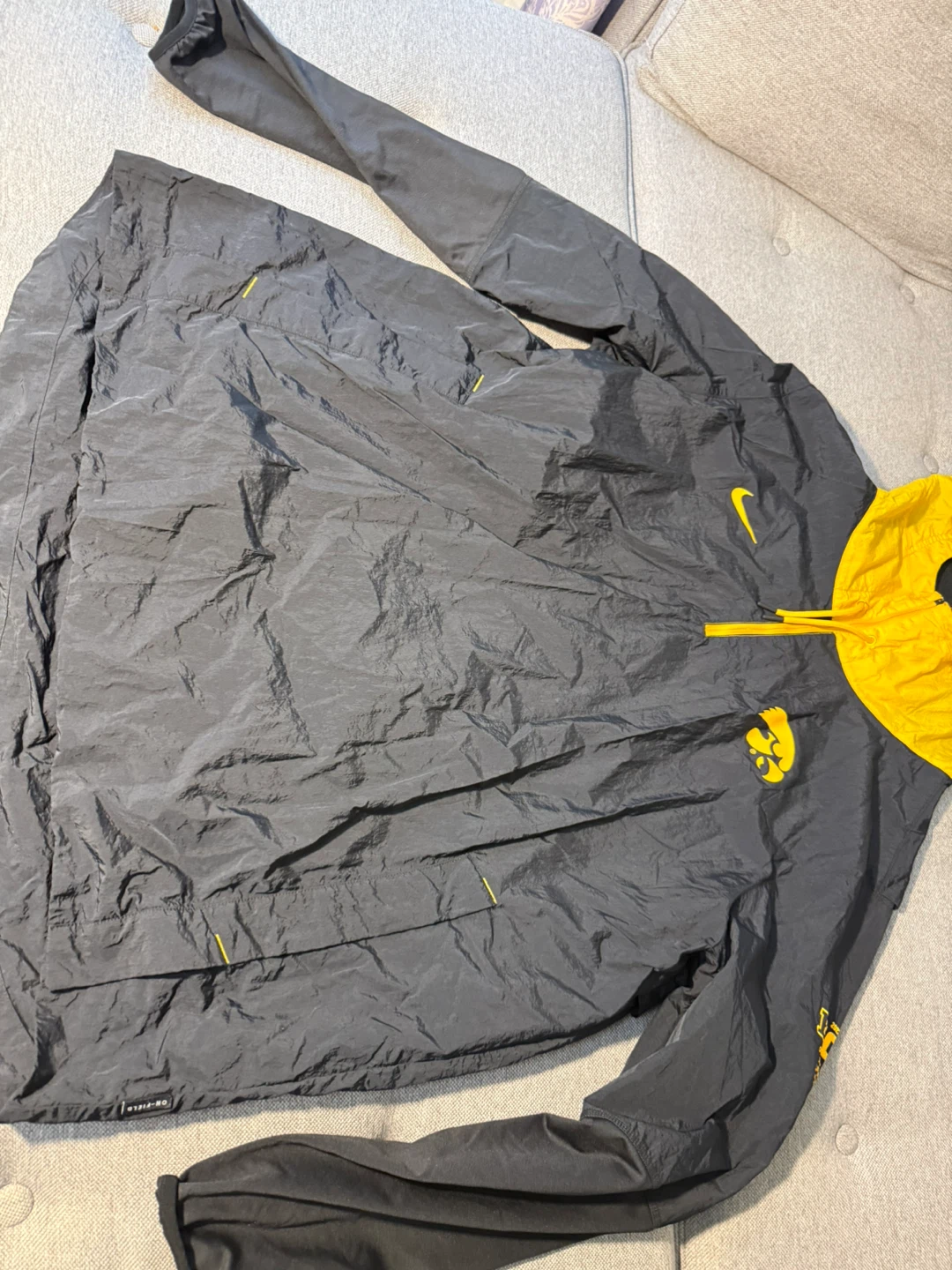 Nike Iowa Hawkeyes 2022 Big Ten Track Half-Zip Jacket - photo 5