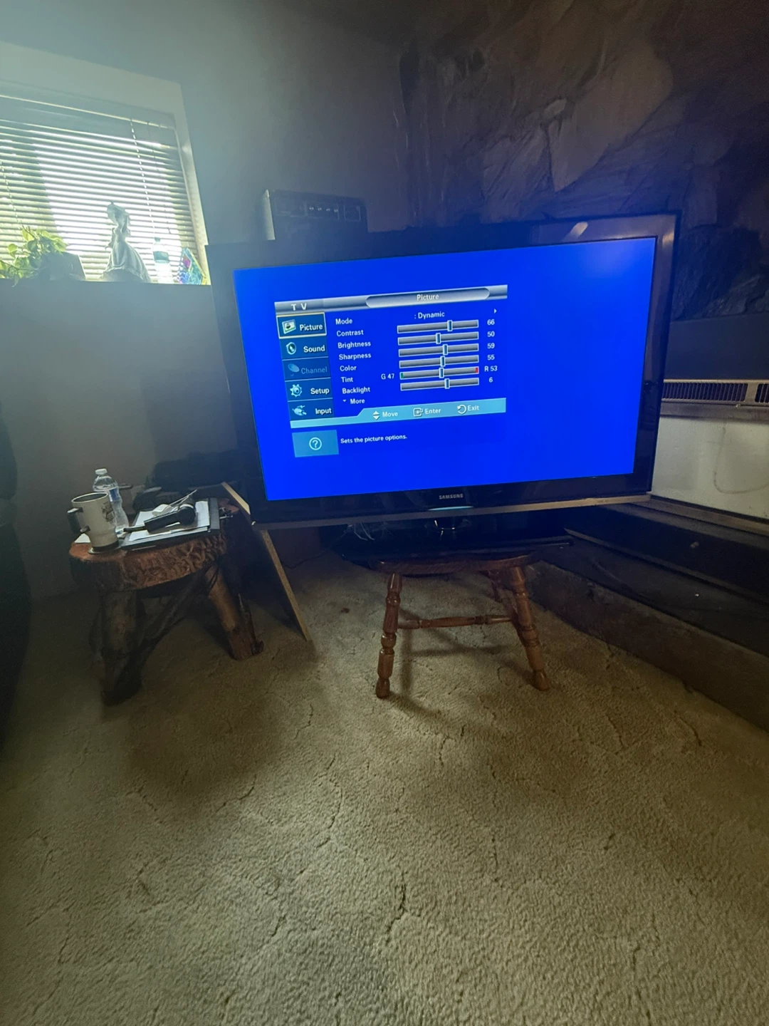 Samsung 46-inch LCD Television - photo 2