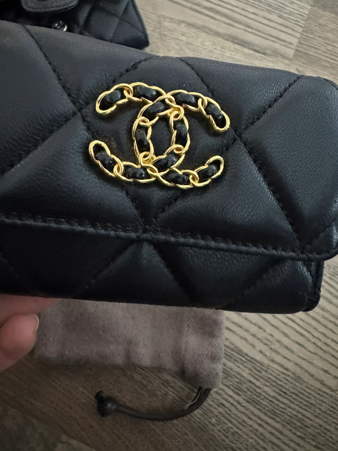 Chanel Black sheepskin Leather Wallet