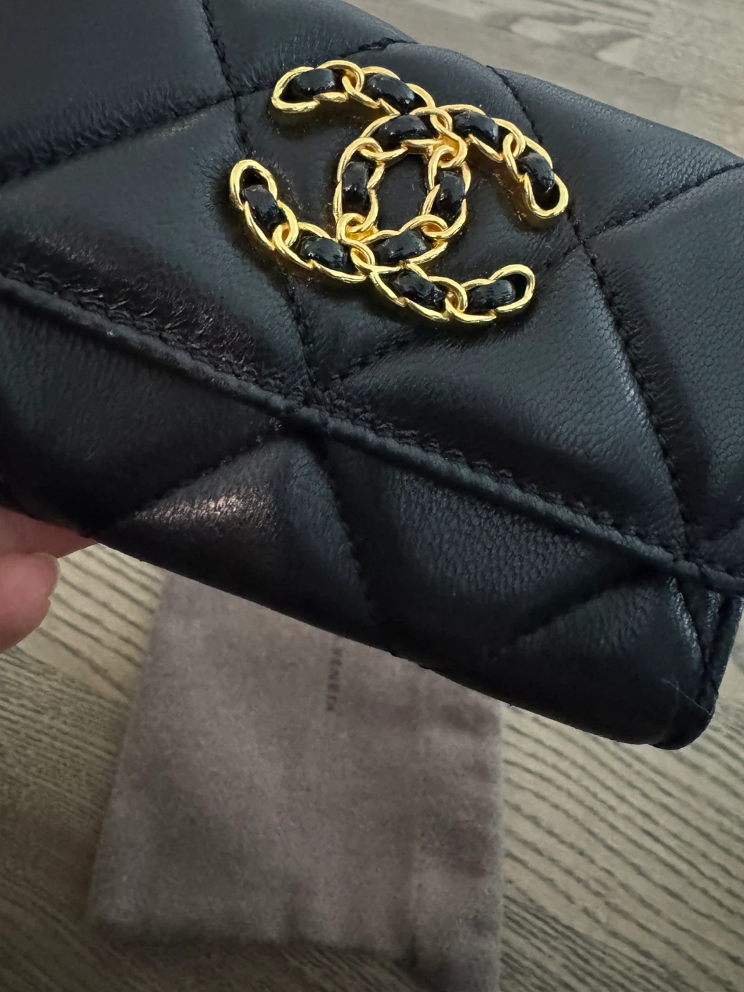 Chanel Black sheepskin Leather Wallet - photo 2