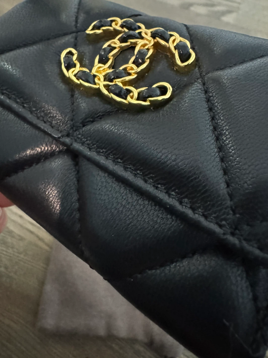 Chanel Black sheepskin Leather Wallet - photo 4