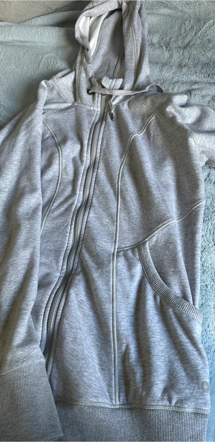 Assorted branded athletic and casual clothing bundle - photo 4