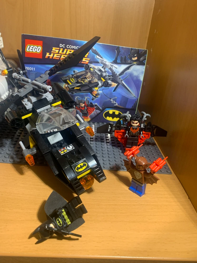 76011 MAN-BAT ATTACK LEGO DC COMPLETE