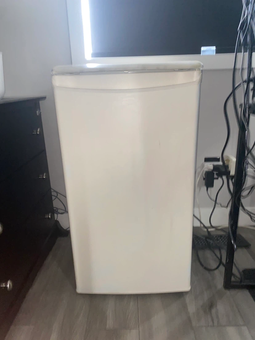 Restored Mini Fridge - photo 4