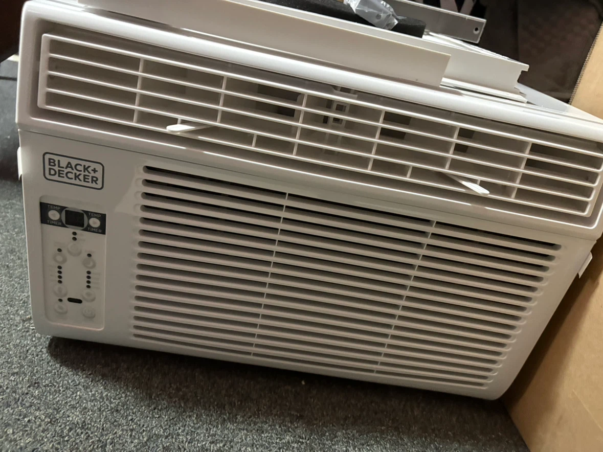 Black+Decker Window Air Conditioner