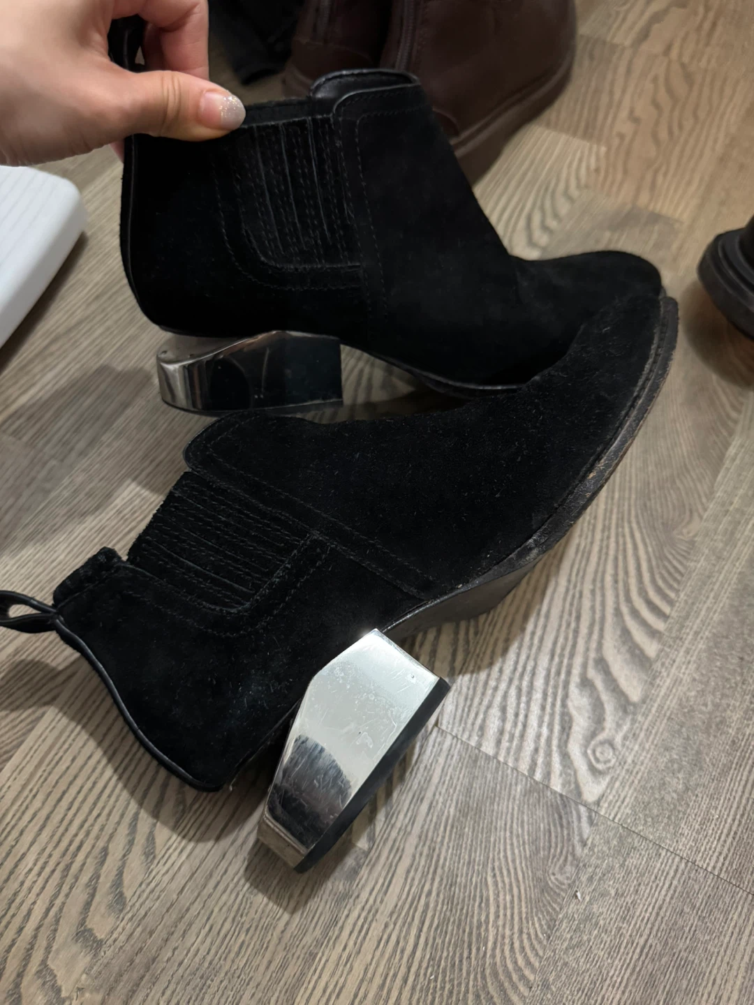Authentic Alexander Wang Black Suede Boots - photo 2