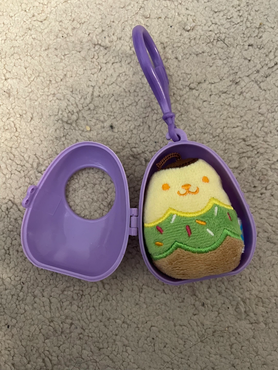 Pompompurin Beanbag Keychain - photo 2