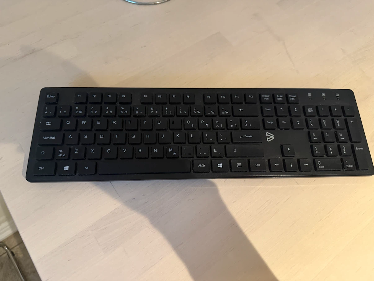 Connect Freedom Wireless Keyboard - French