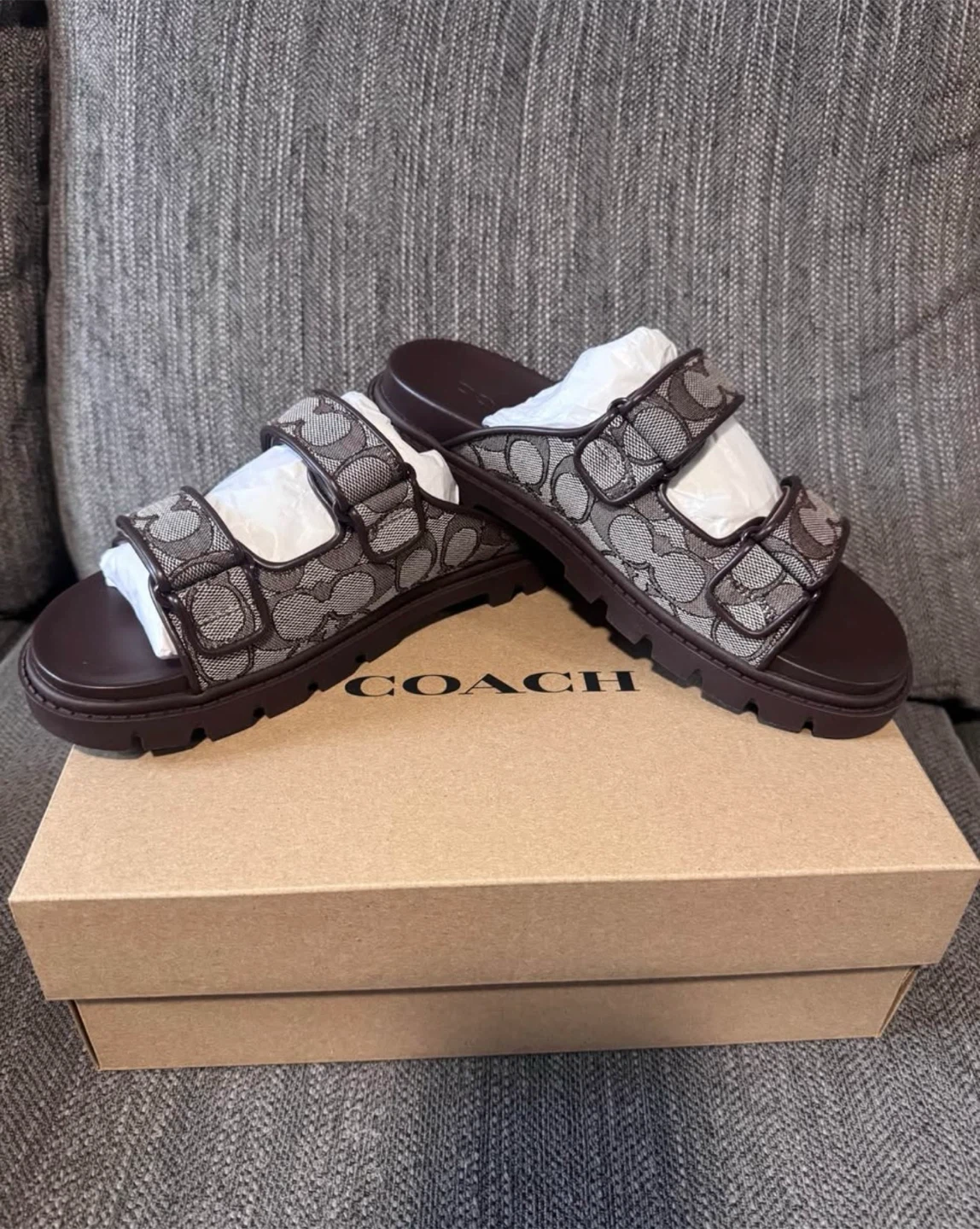 New Coach Women's Signature Sport Slides - Oak/Maple Size 7