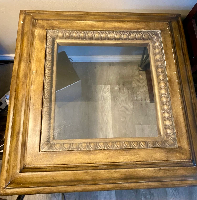 Vintage style square side table with glass top - photo 3