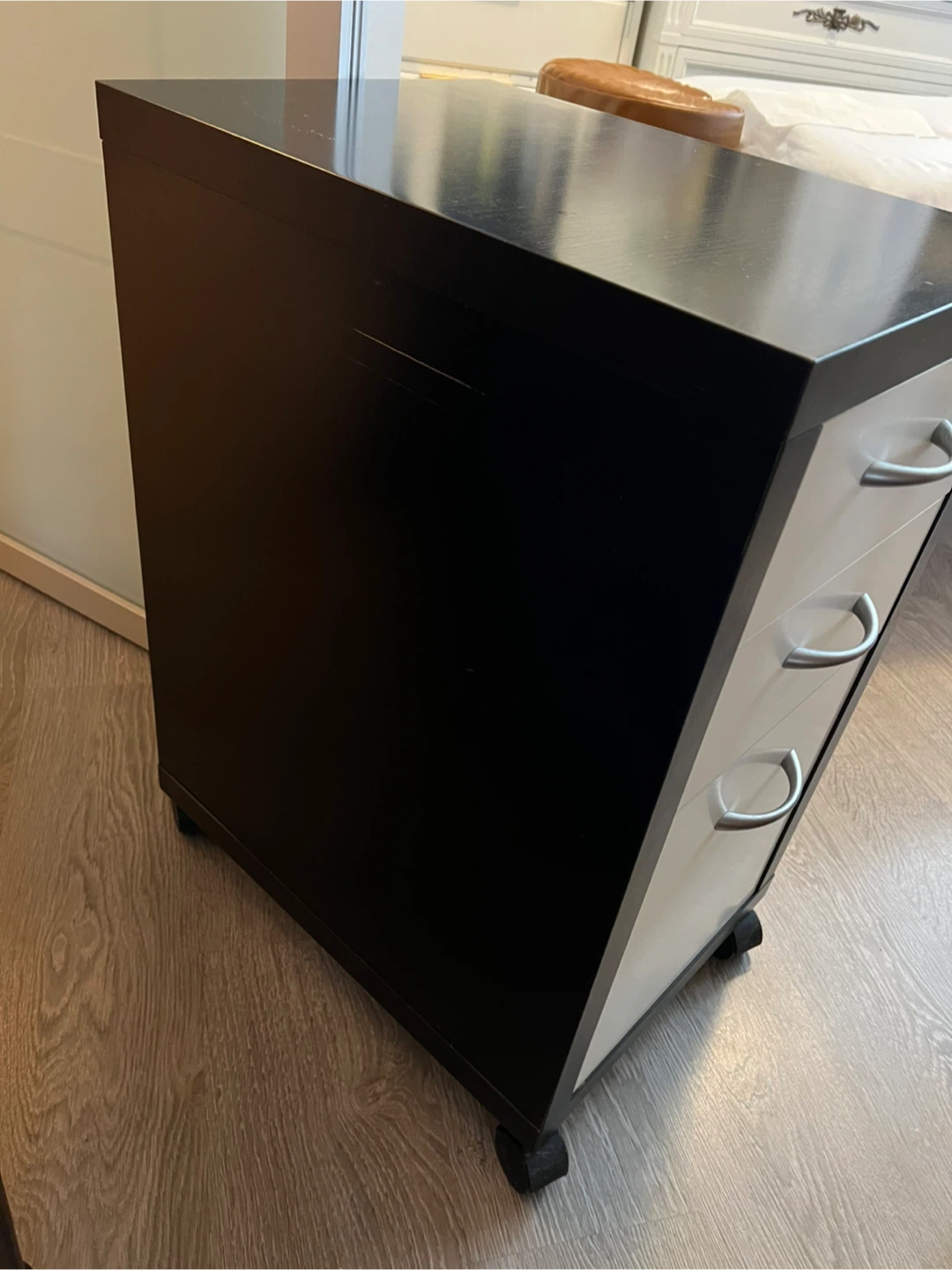 Black and white 3-drawer mobile filing cabinet - photo 3