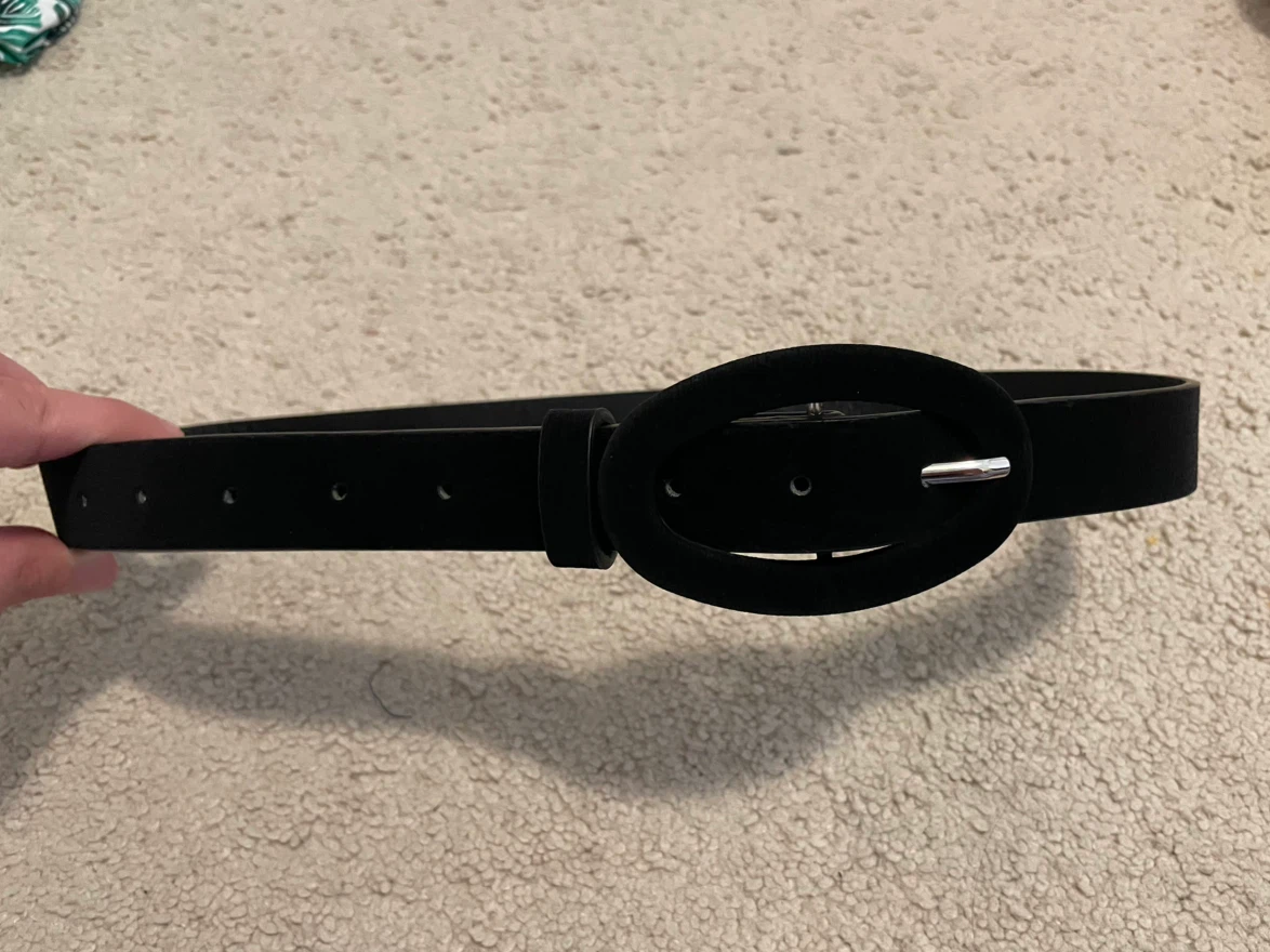 Black velvet belt