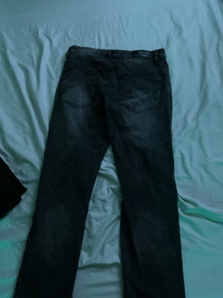 Black Star Print Jeans - photo 2