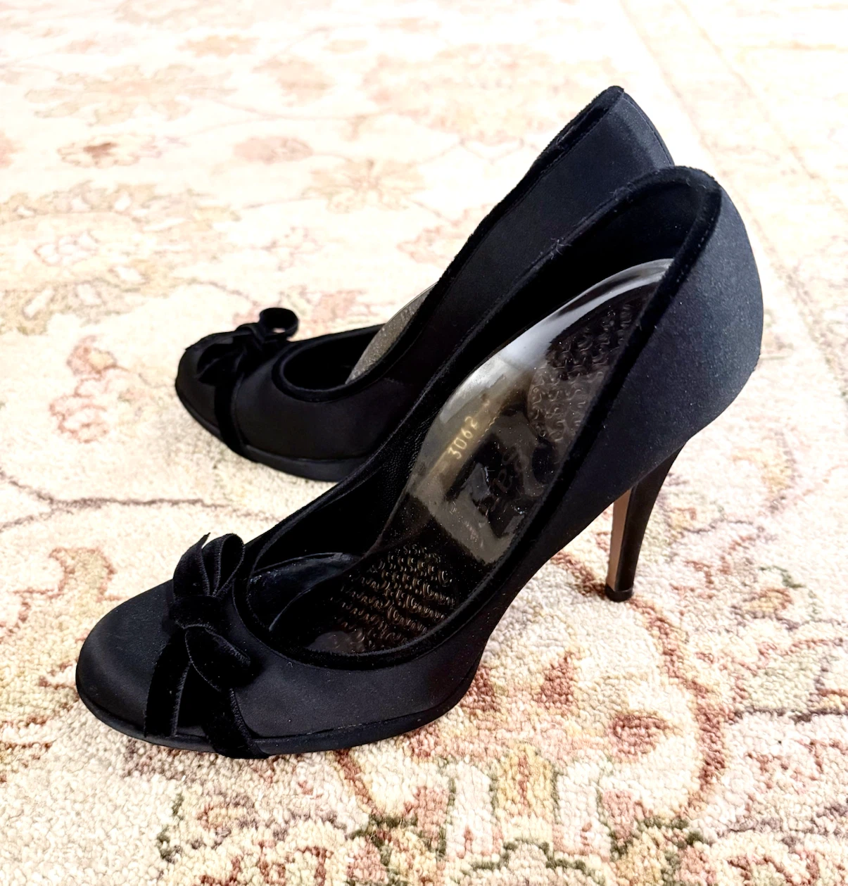 Pedro Garcia Veronica-S Black Satin Heels Size 39.5 - photo 2