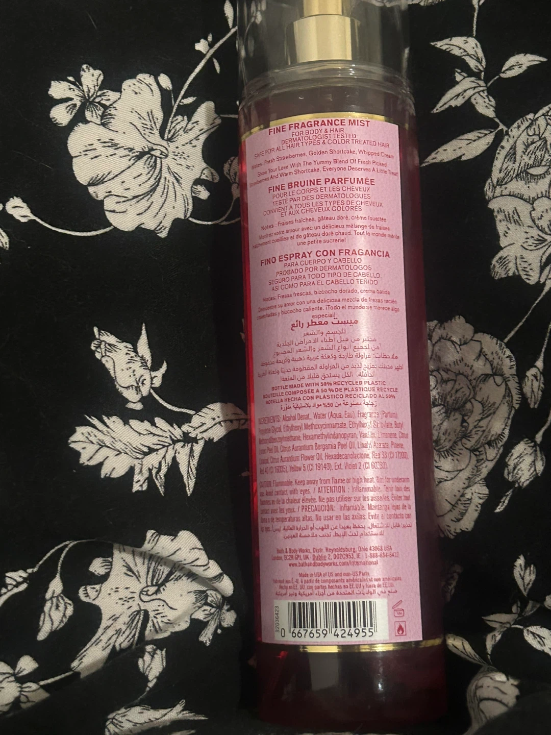 Bath & Body Works Strawberry Pound Cake Fine Fragrance Mist - photo 2