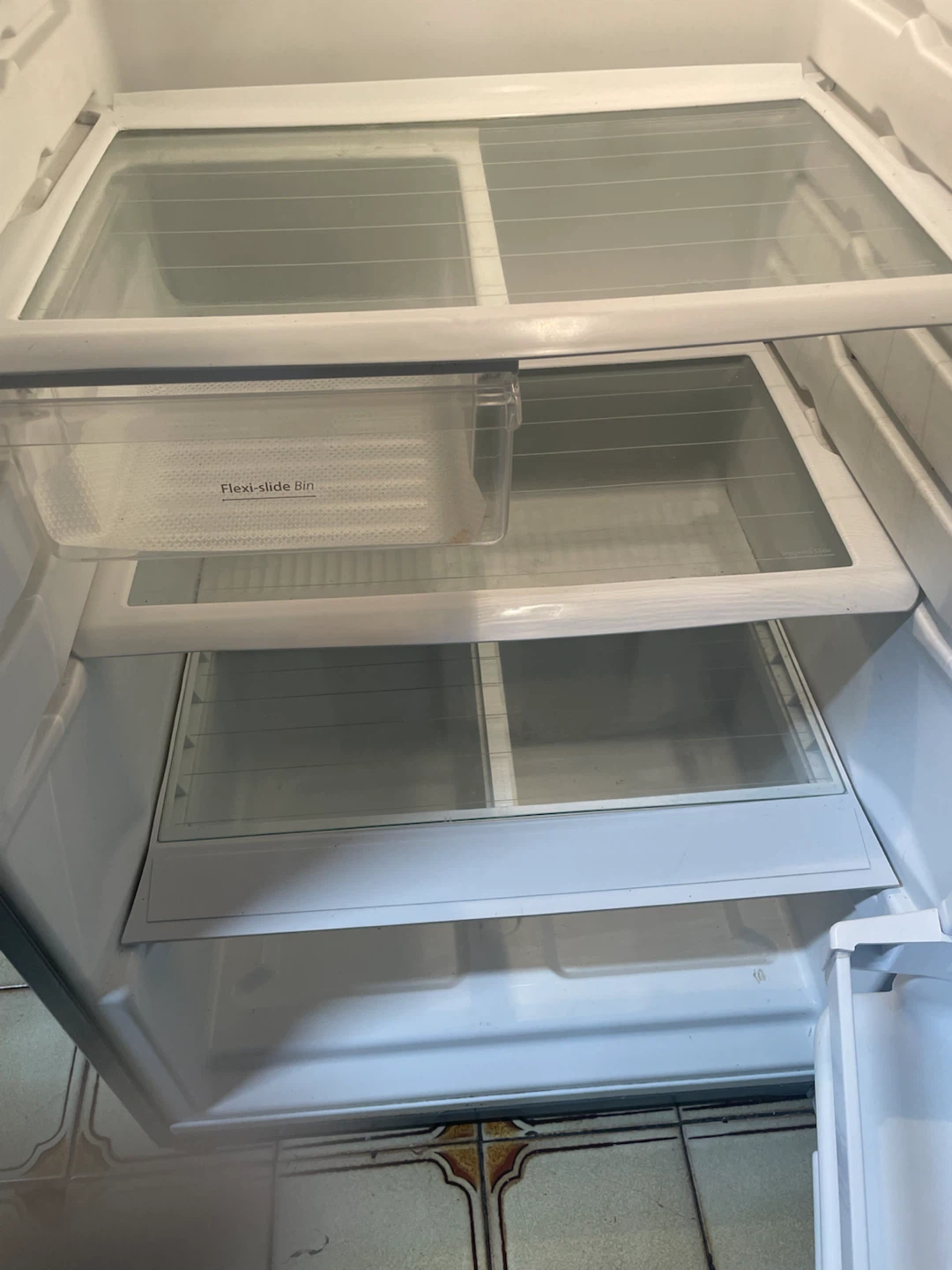 Whirlpool Top-Freezer Refrigerator - photo 2