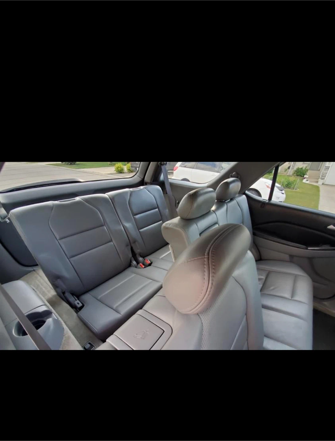 Acura MDX SUV - photo 3