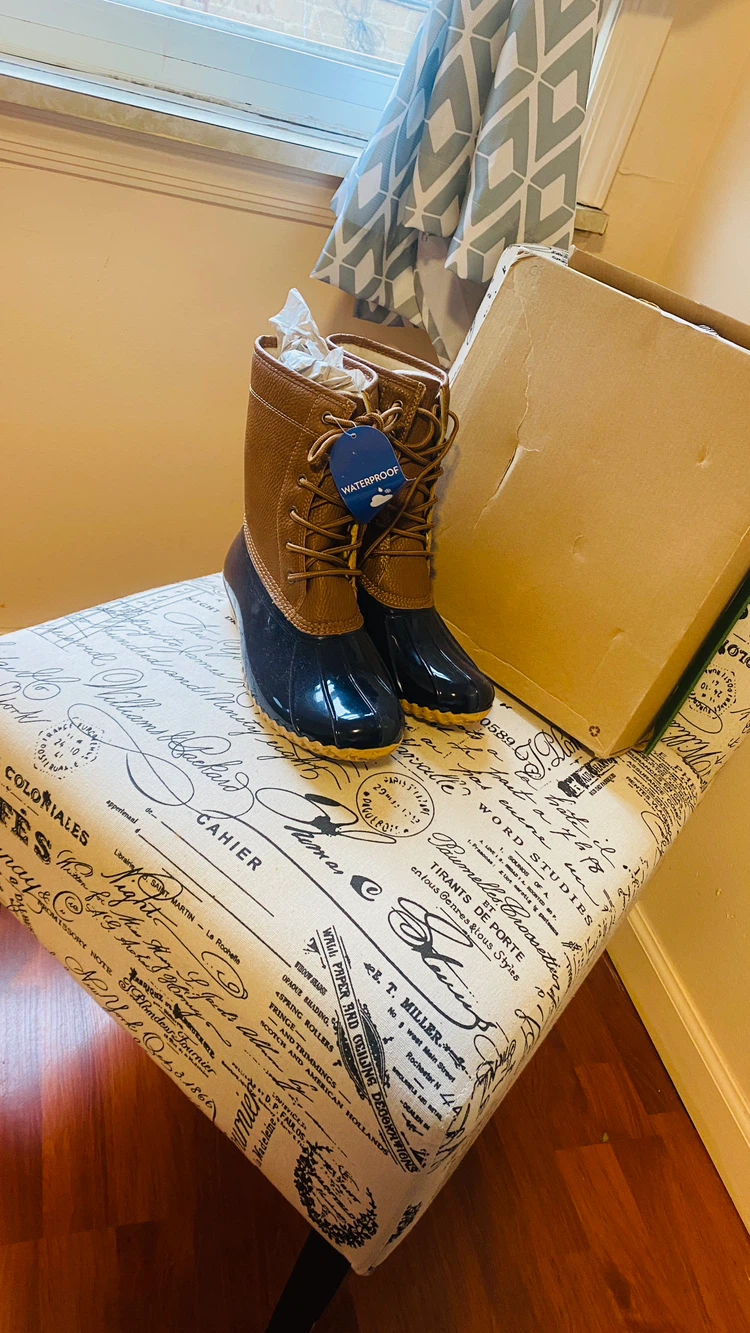 JBU size 10 ladies lined Rainboots