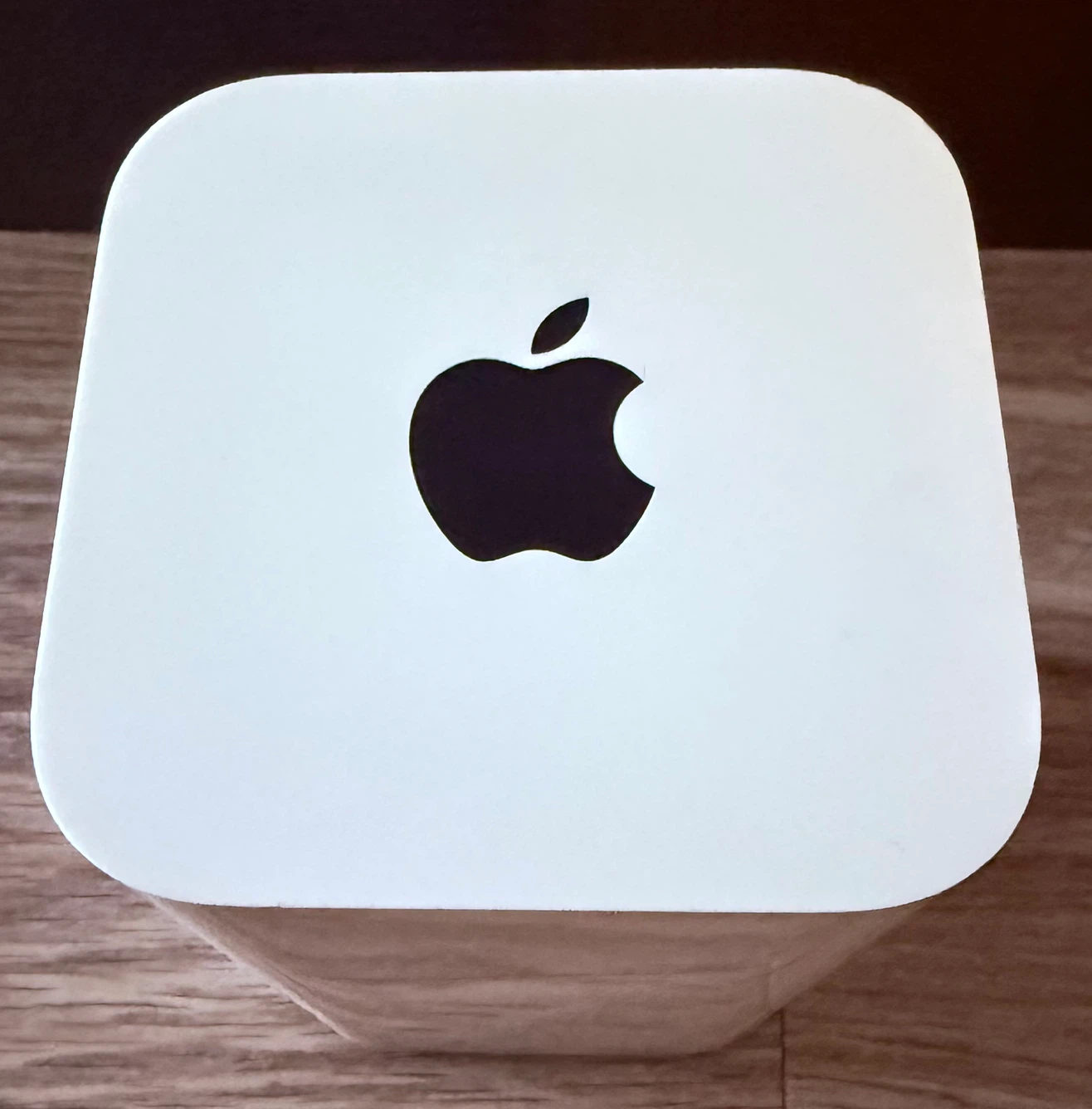 APPLE • AirPortExtreme BaseStation • Apple 1521 • $50 OBO