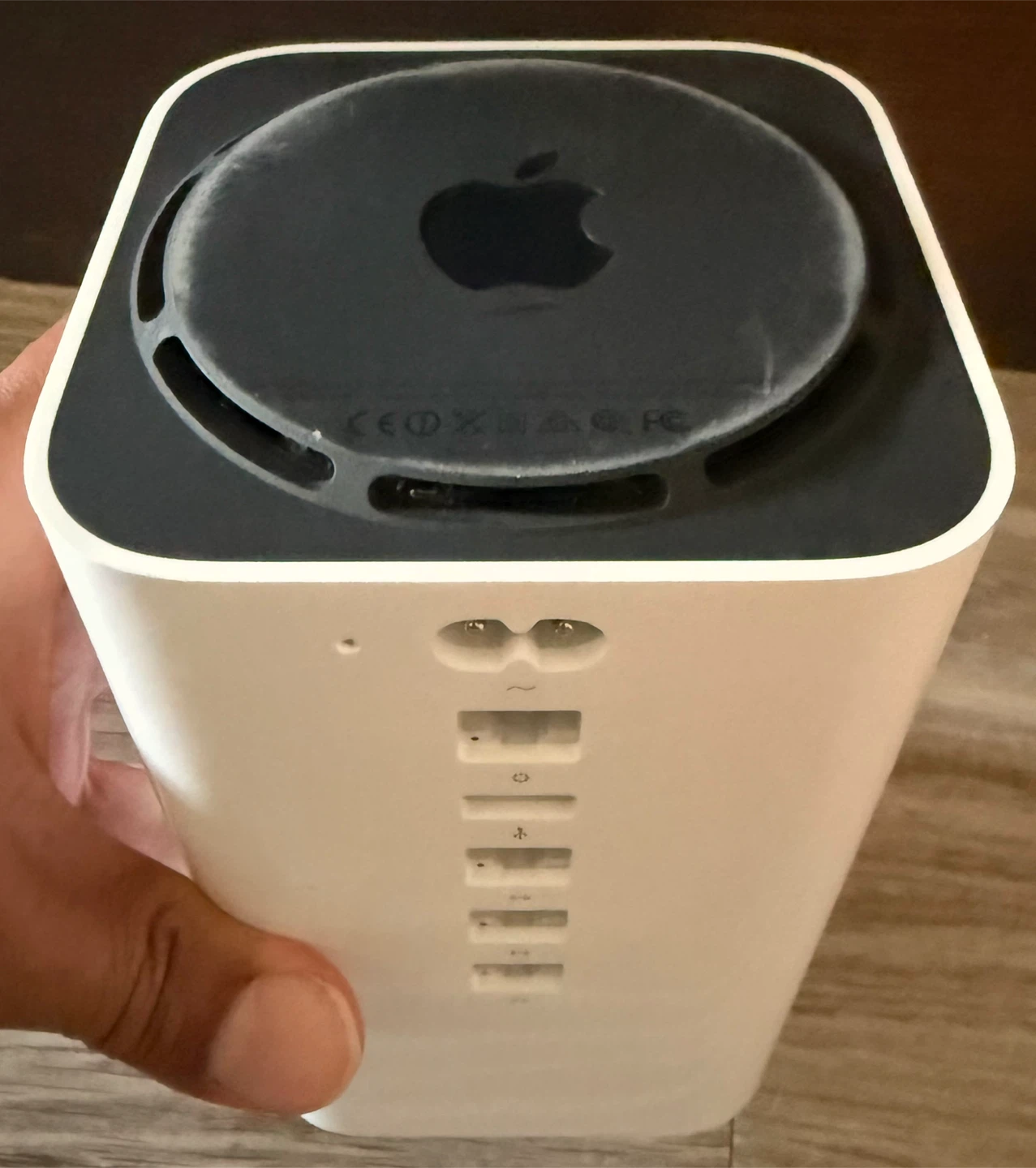 APPLE • AirPortExtreme BaseStation • Apple 1521 • $50 OBO - photo 4