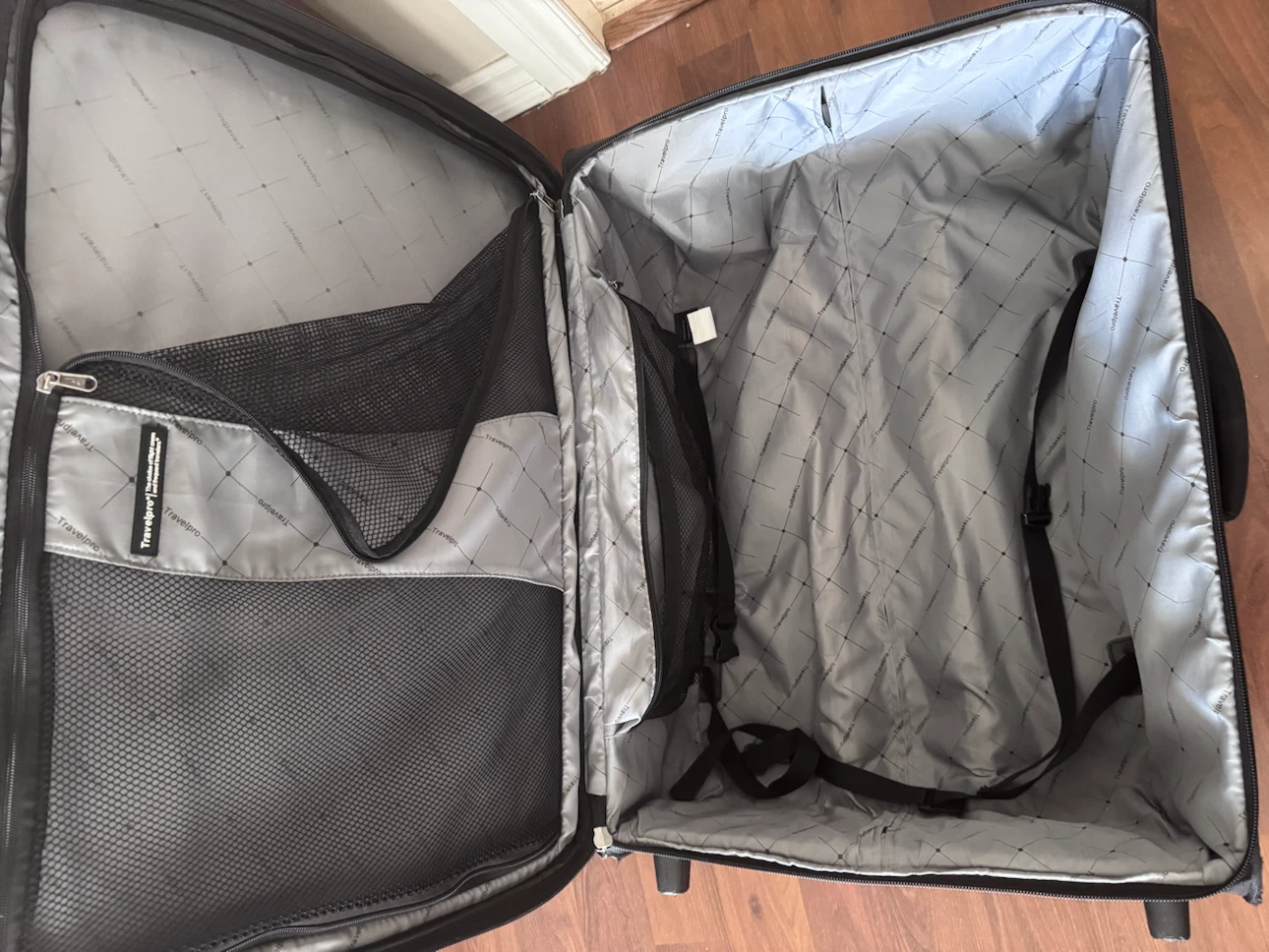 Travelpro Check-In Luggage - photo 2