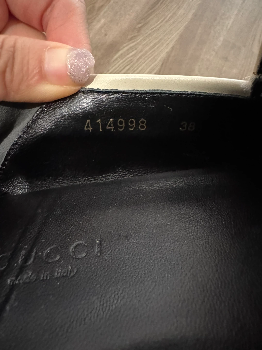 Authentic Gucci Strawberry Leather Loafers Size 38 - photo 4