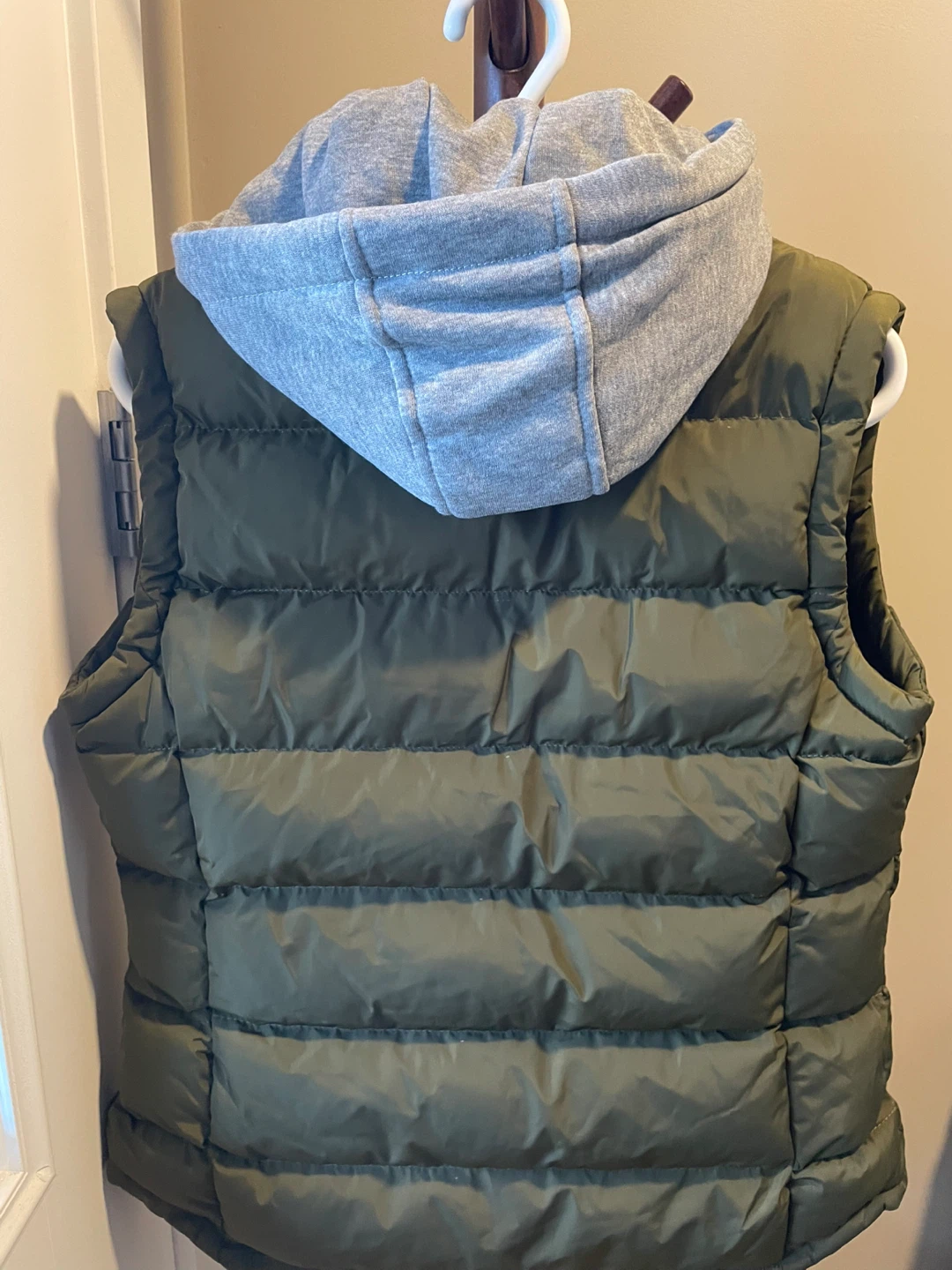 ZSHOW Women's Quilted Hooded Puffer Vest - photo 2