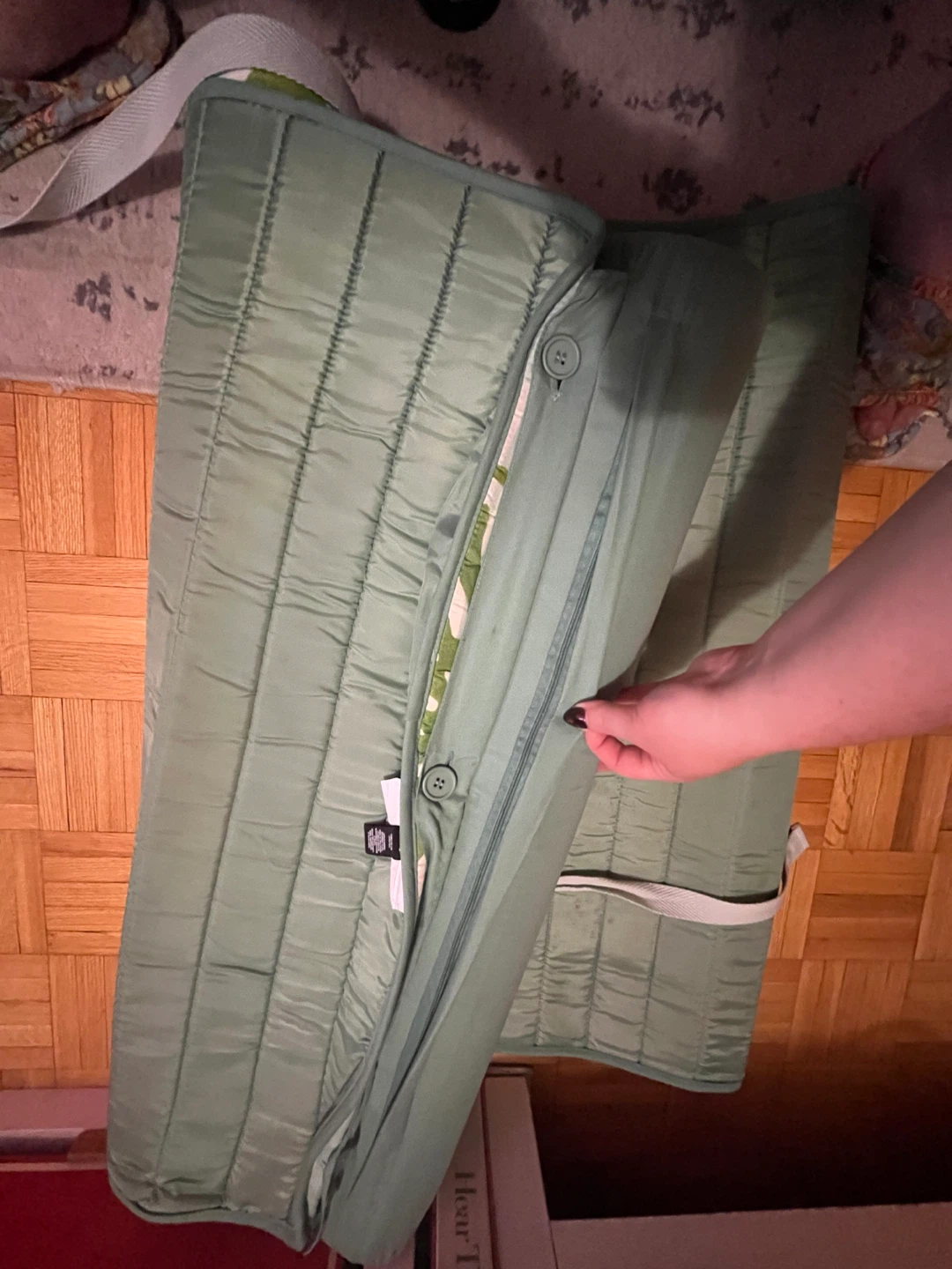Leaf Print Portable Mat with Headrest - photo 5