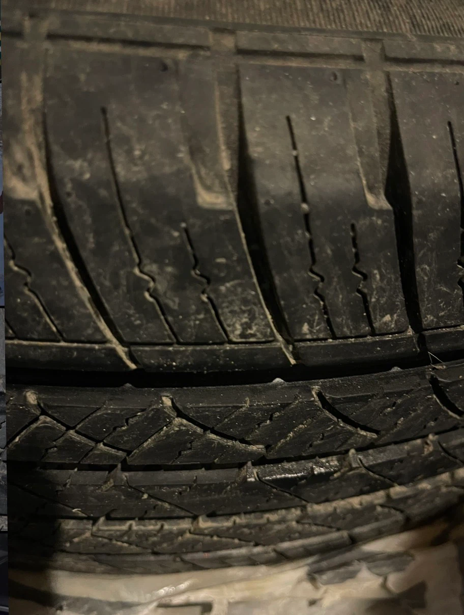 4- Maxtrek Sierra Tire