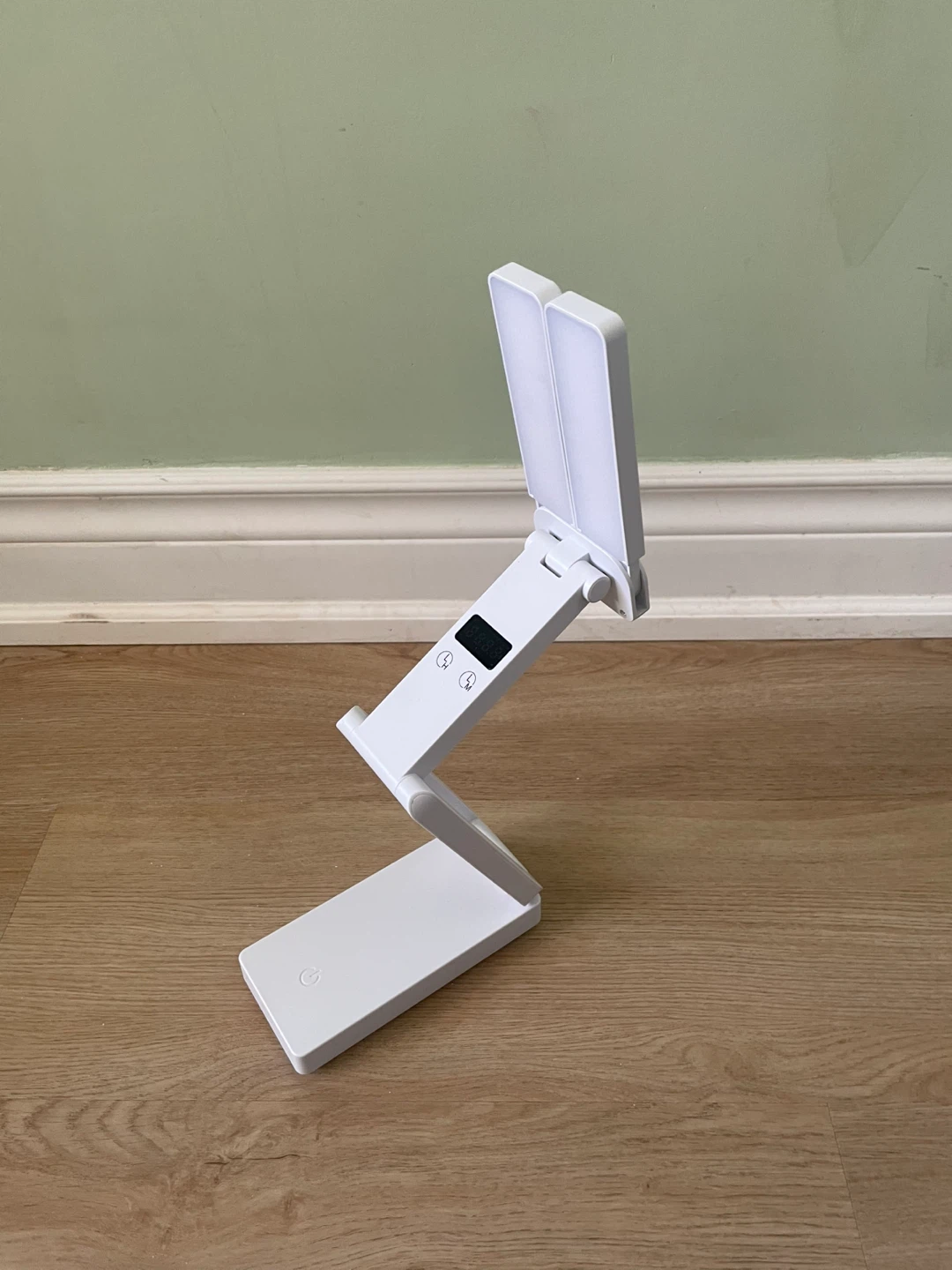 White Foldable LED Desk Lamp - photo 3