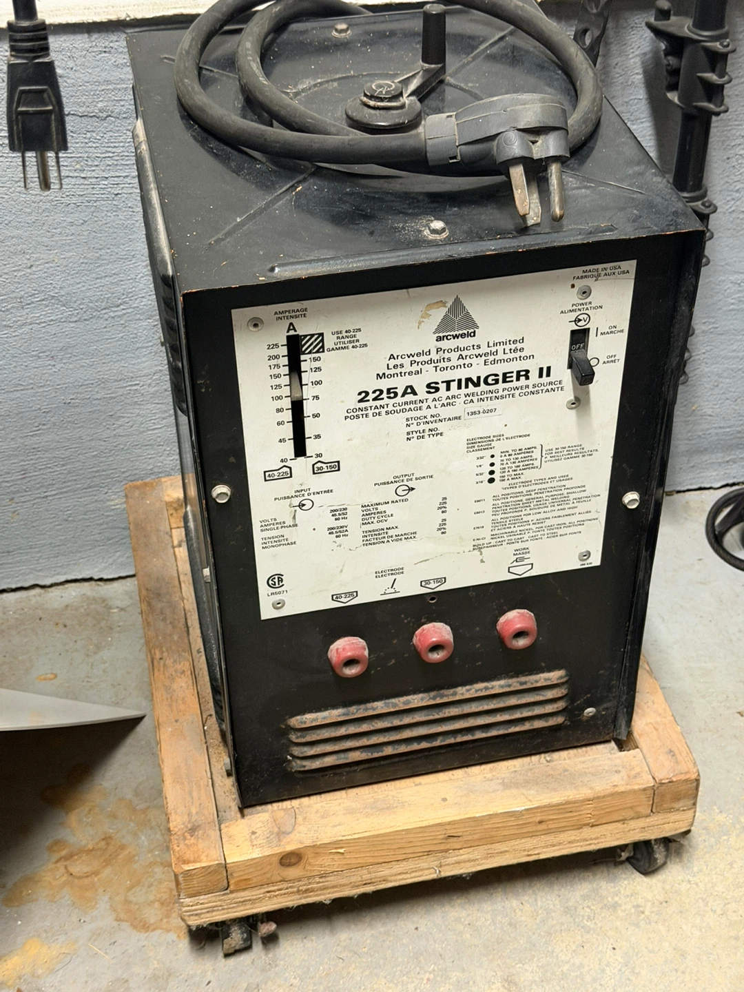 Arcweld 225A Stinger II Welder