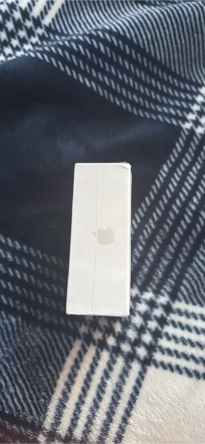 Apple AirPods Pro with Active Noise Cancellation - photo 4