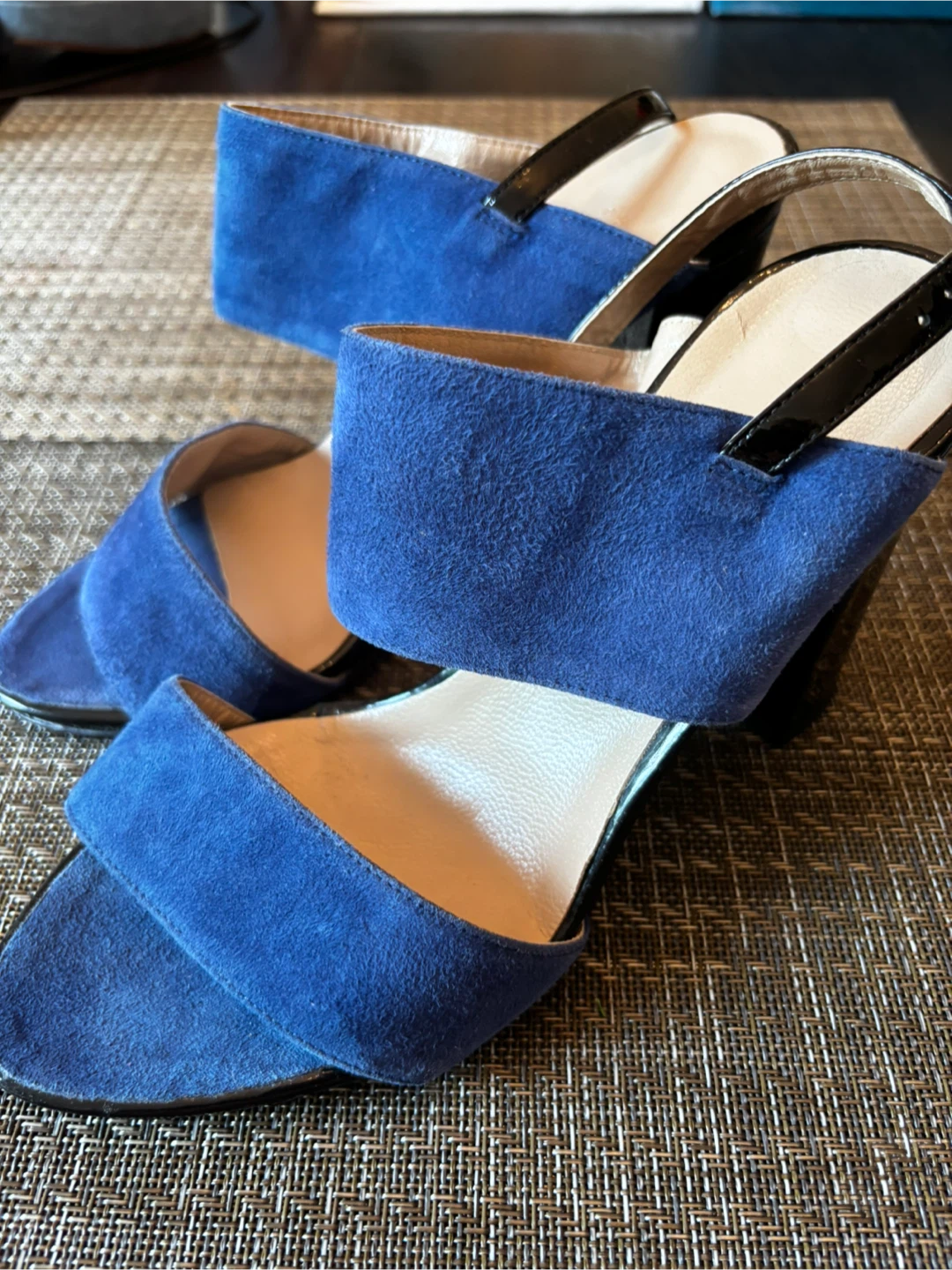 Comptoir des Cotonniers Suede Sandals - photo 3