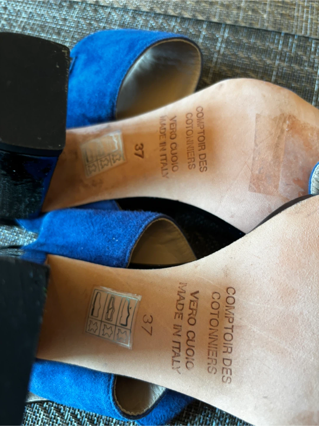 Comptoir des Cotonniers Suede Sandals - photo 5