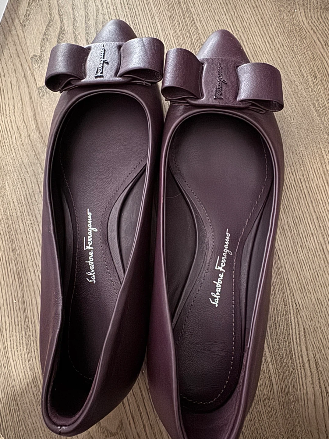 Salvatore Ferragamo Ballet Flats - Size 7