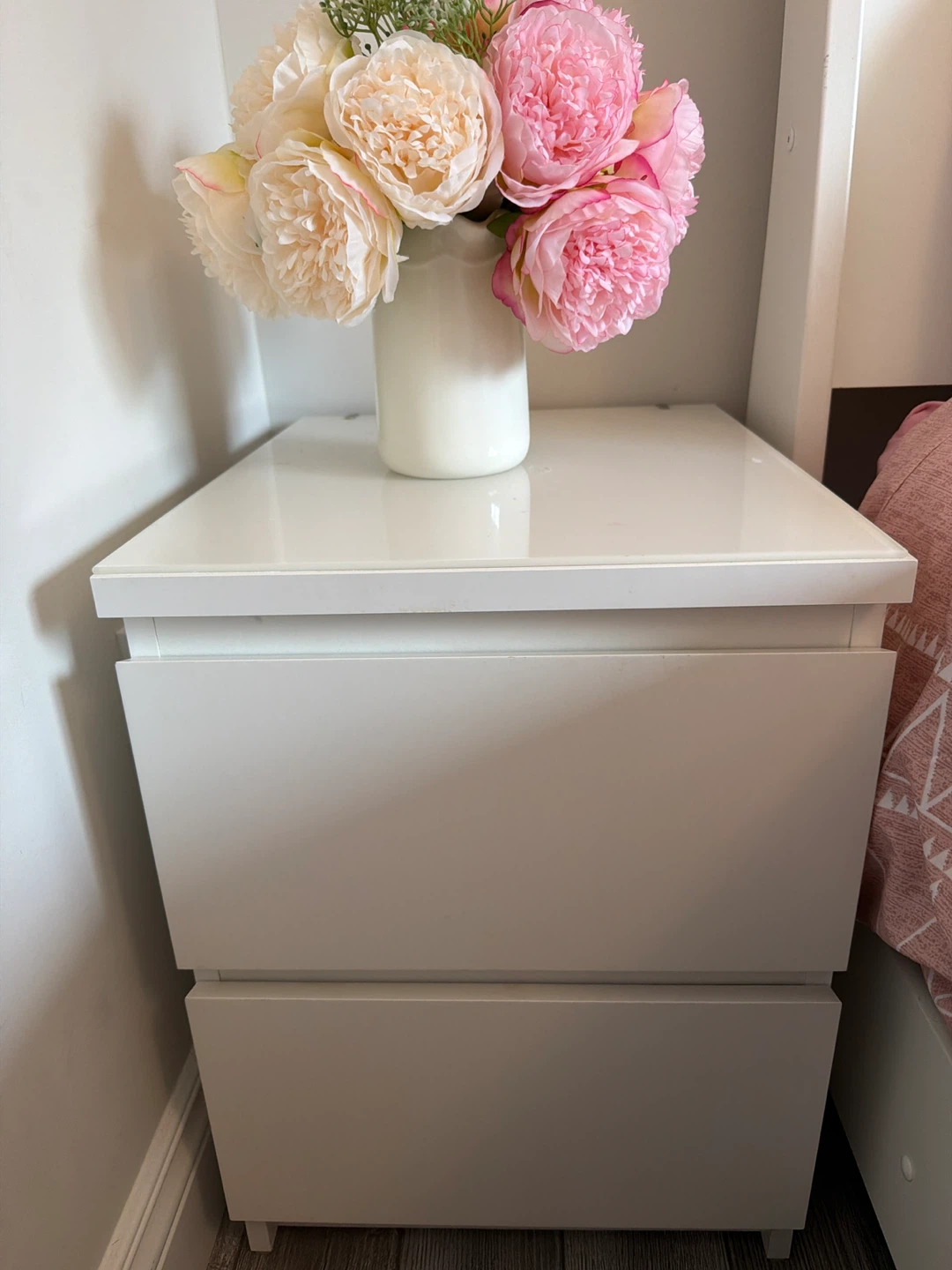 2 IKEA Malm White 2-Drawer Nightstand