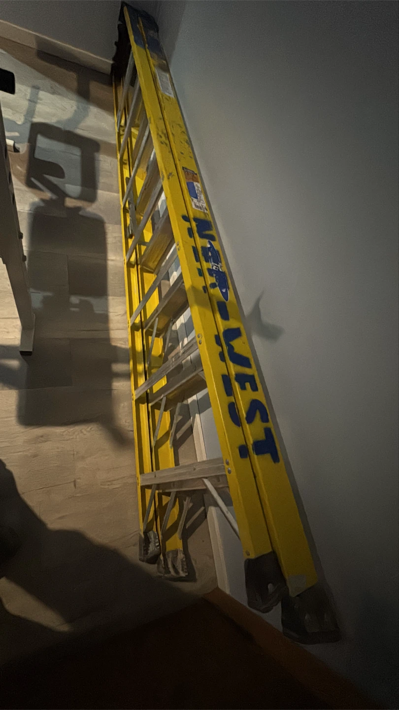 Werner 8ft Fiberglass Step Ladder - photo 3