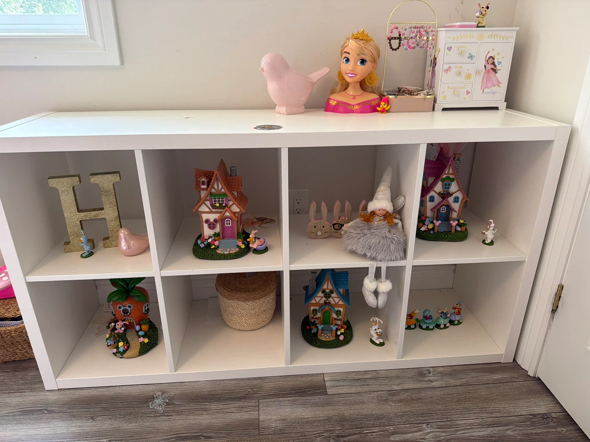 Ikea Kallax shelf unit White 8-Cube Storage Organizer