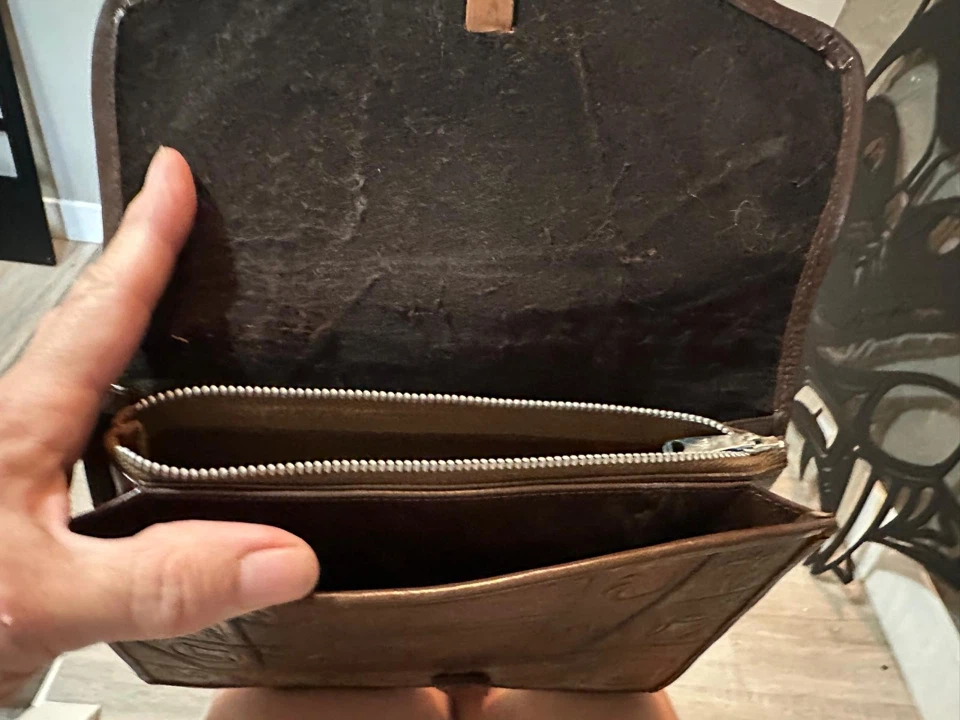 Vintage Hand-Tooled Leather Clutch - photo 2