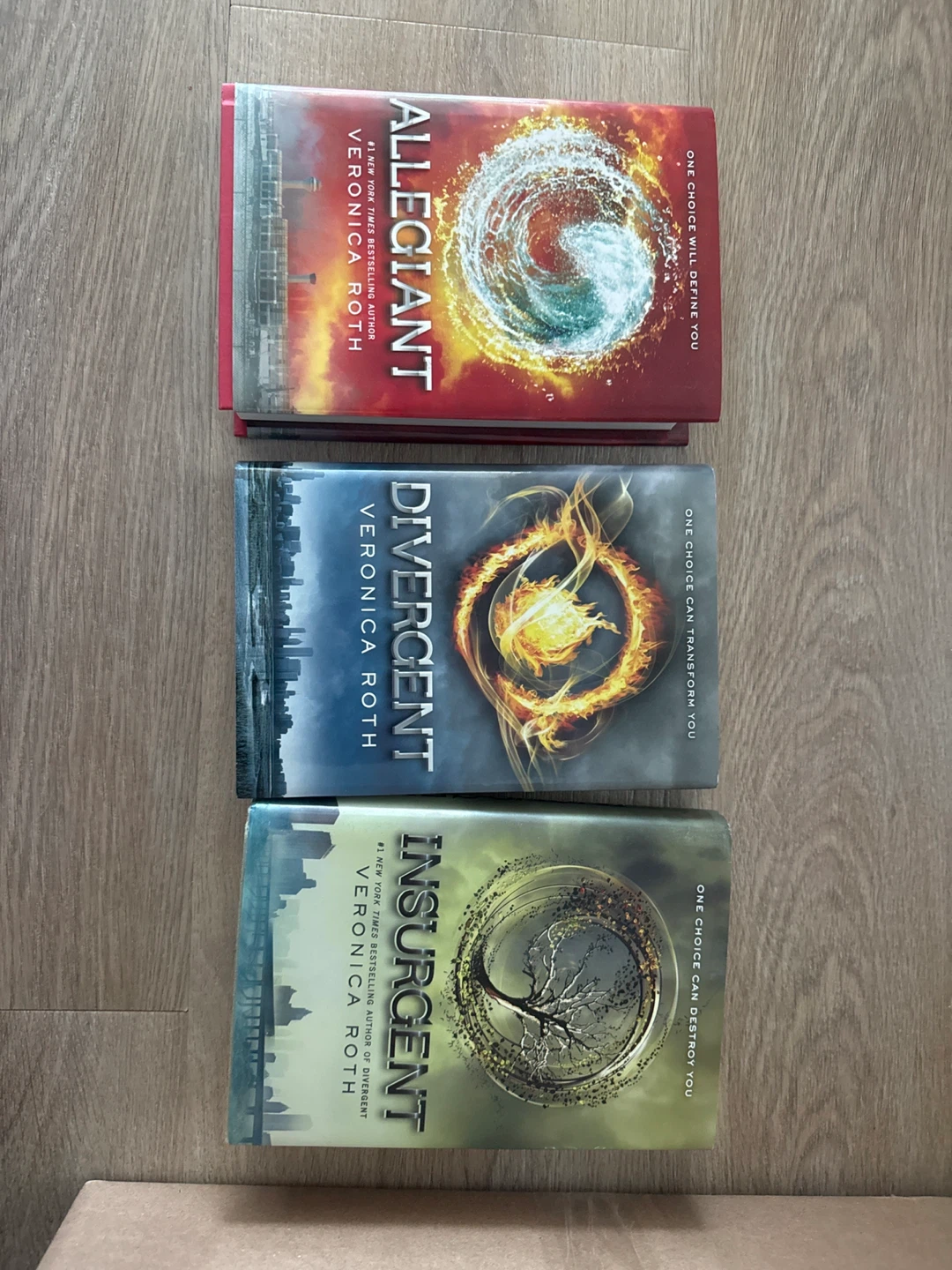 Divergent Series Trilogy by Veronica Roth