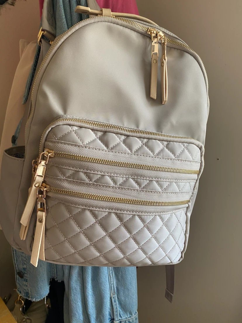 Light grey quilted backpack - photo 2