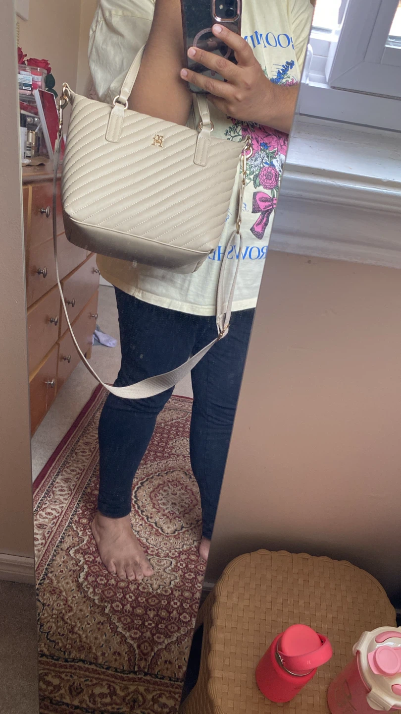 Tommy Hilfiger Quilted Handbag