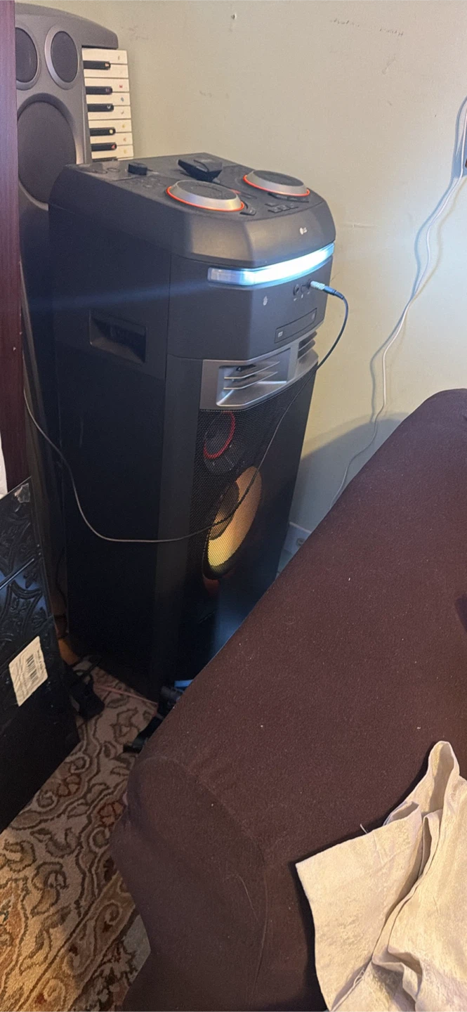 LG XBOOM Bluetooth Speaker System