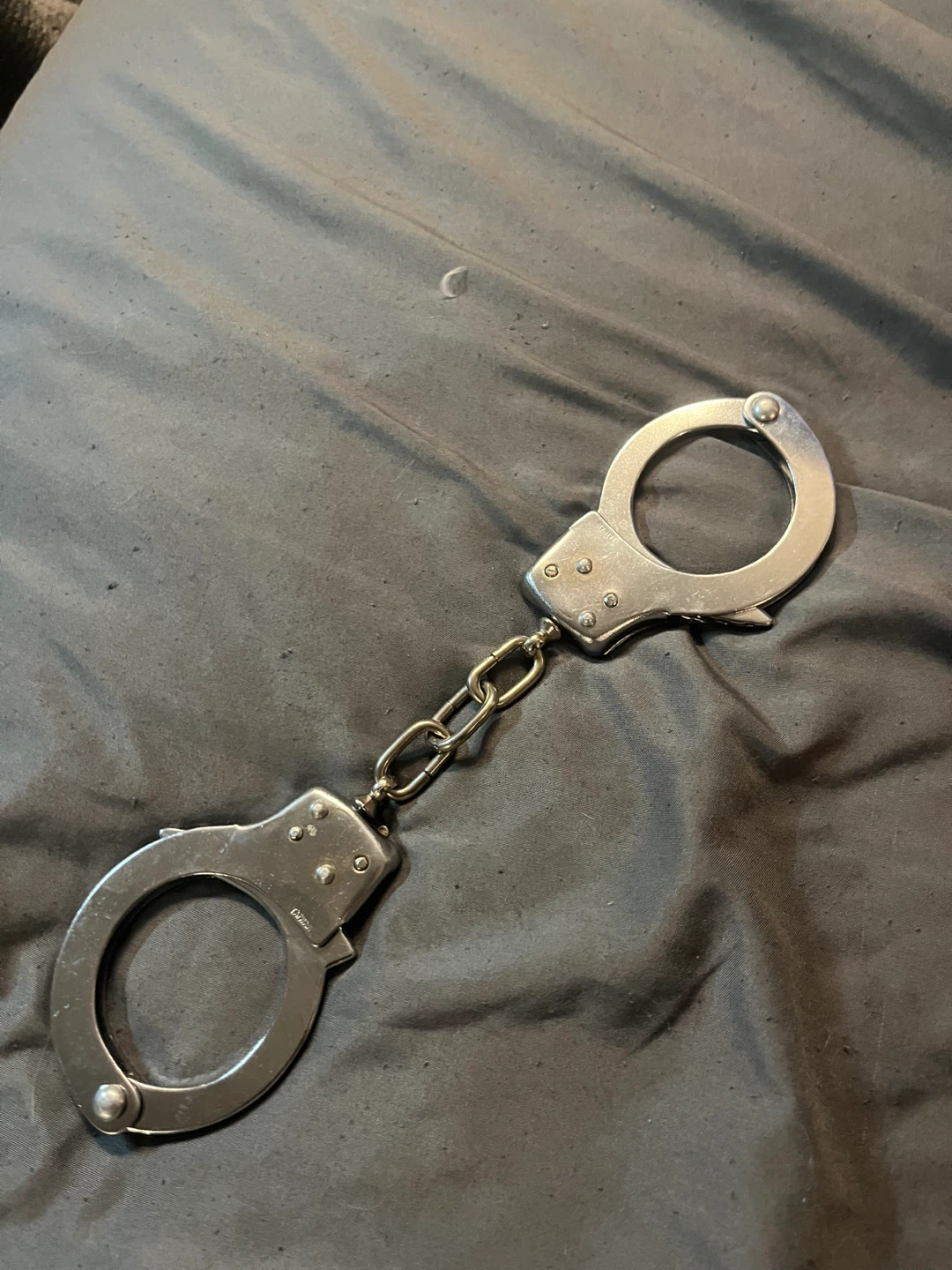 Metal Chain Handcuffs