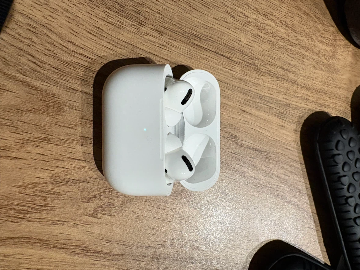 Apple AirPods Pro with Charging Case