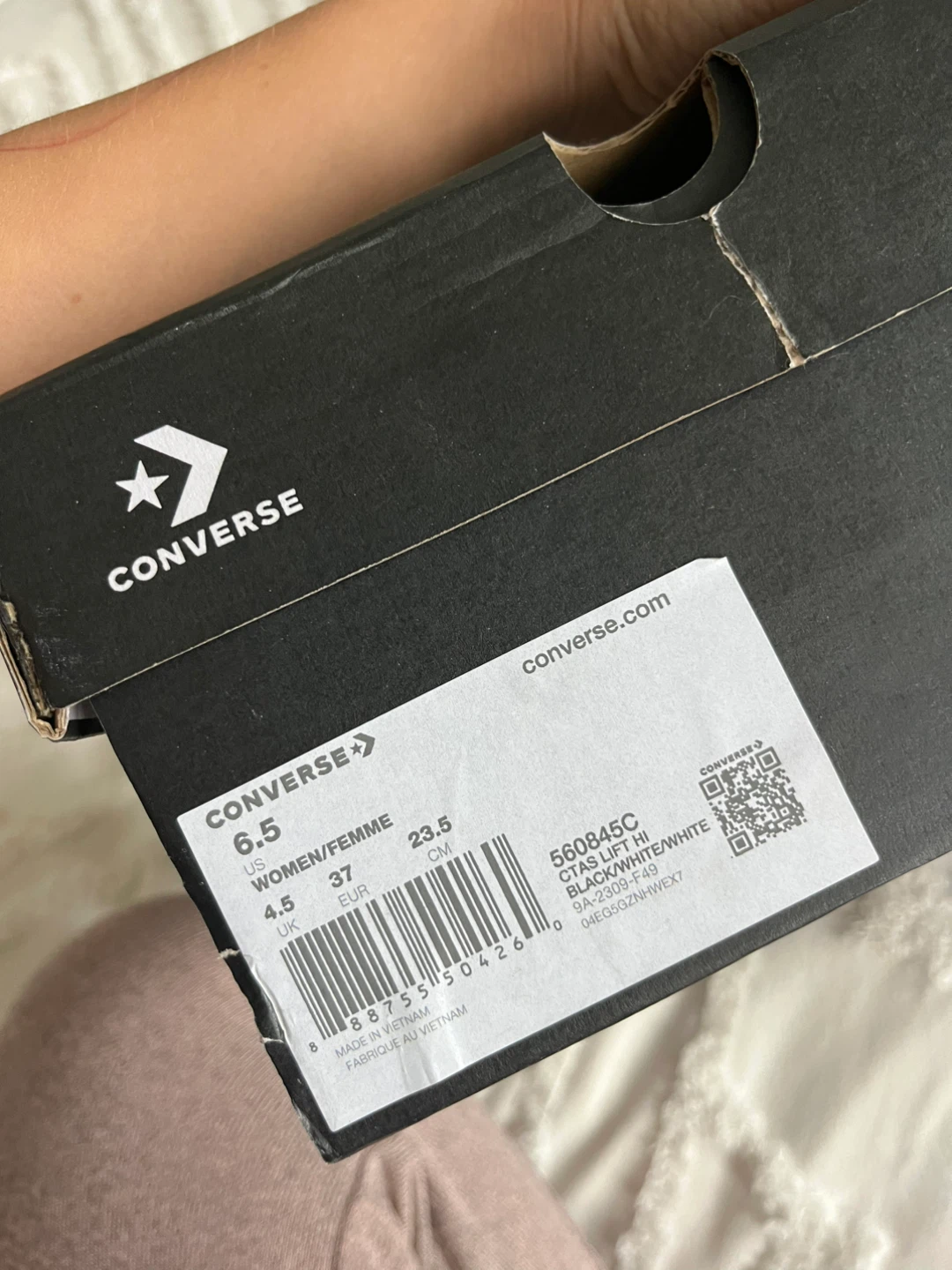 Brand new Converse shoes (women, 6.5us, platform high top) - photo 2