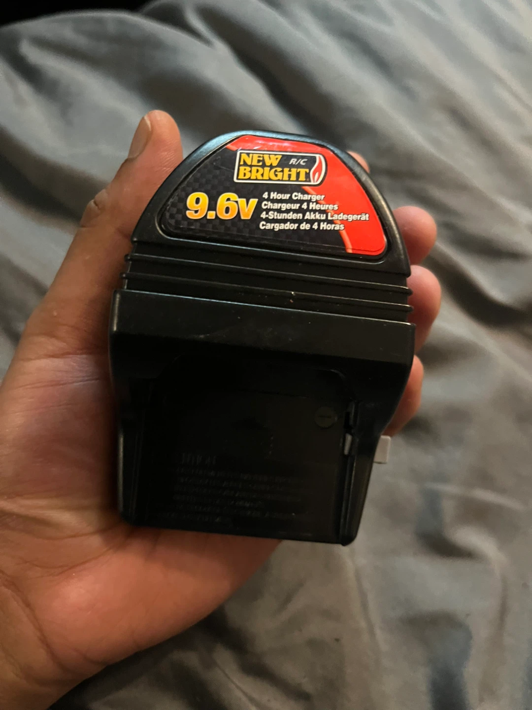 New Bright 9.6V R/C 4-Hour Battery Charger