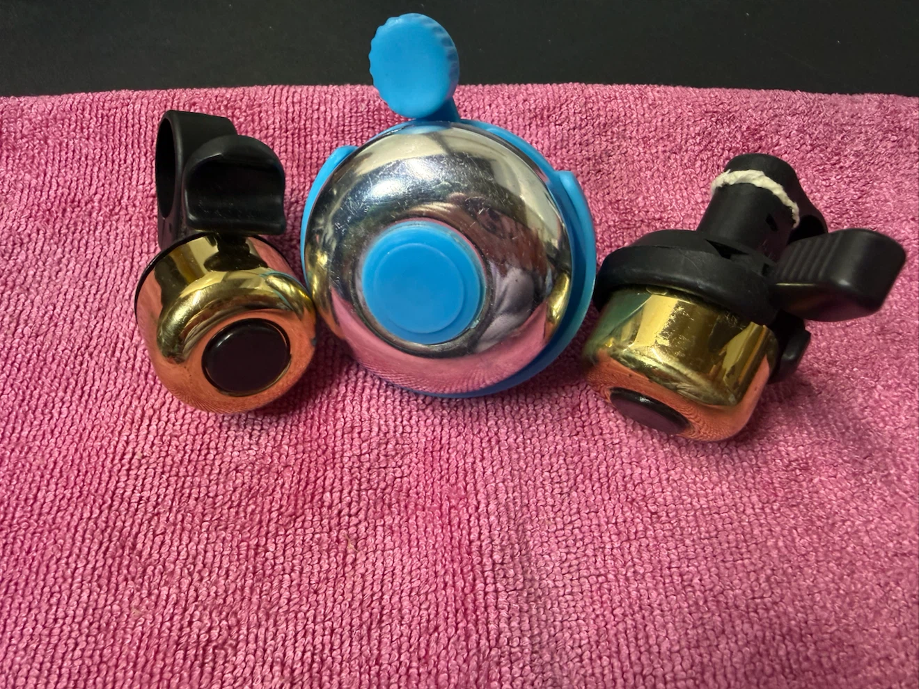Set of 3 bicycle bells