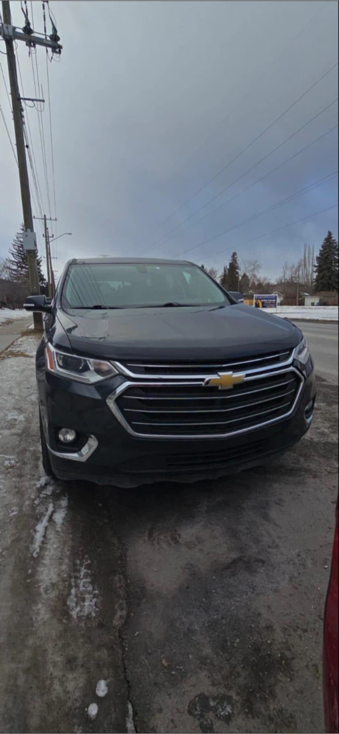 Chevrolet Traverse SUV - photo 2